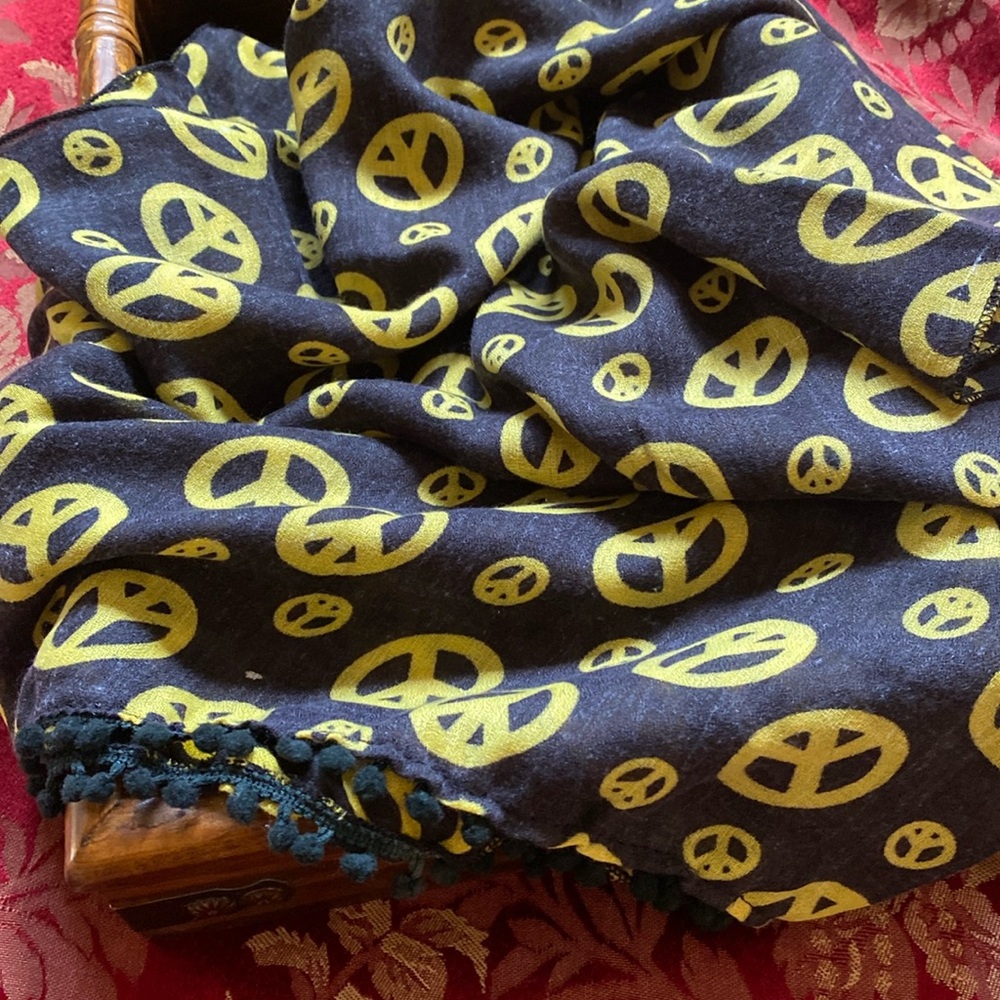 NWT Copper key scarf with peace signs